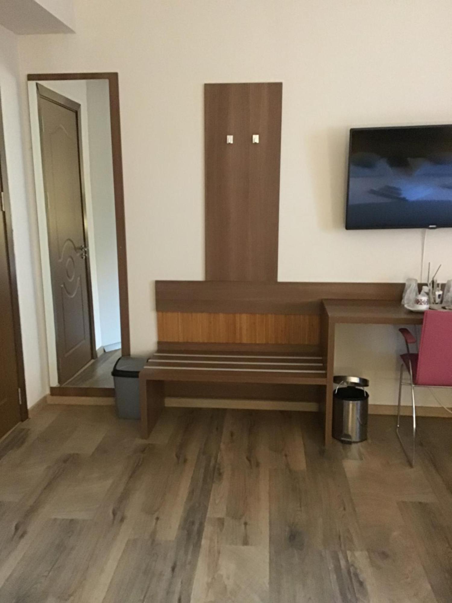 Rora Rose Hotel Bucureşti Exterior foto