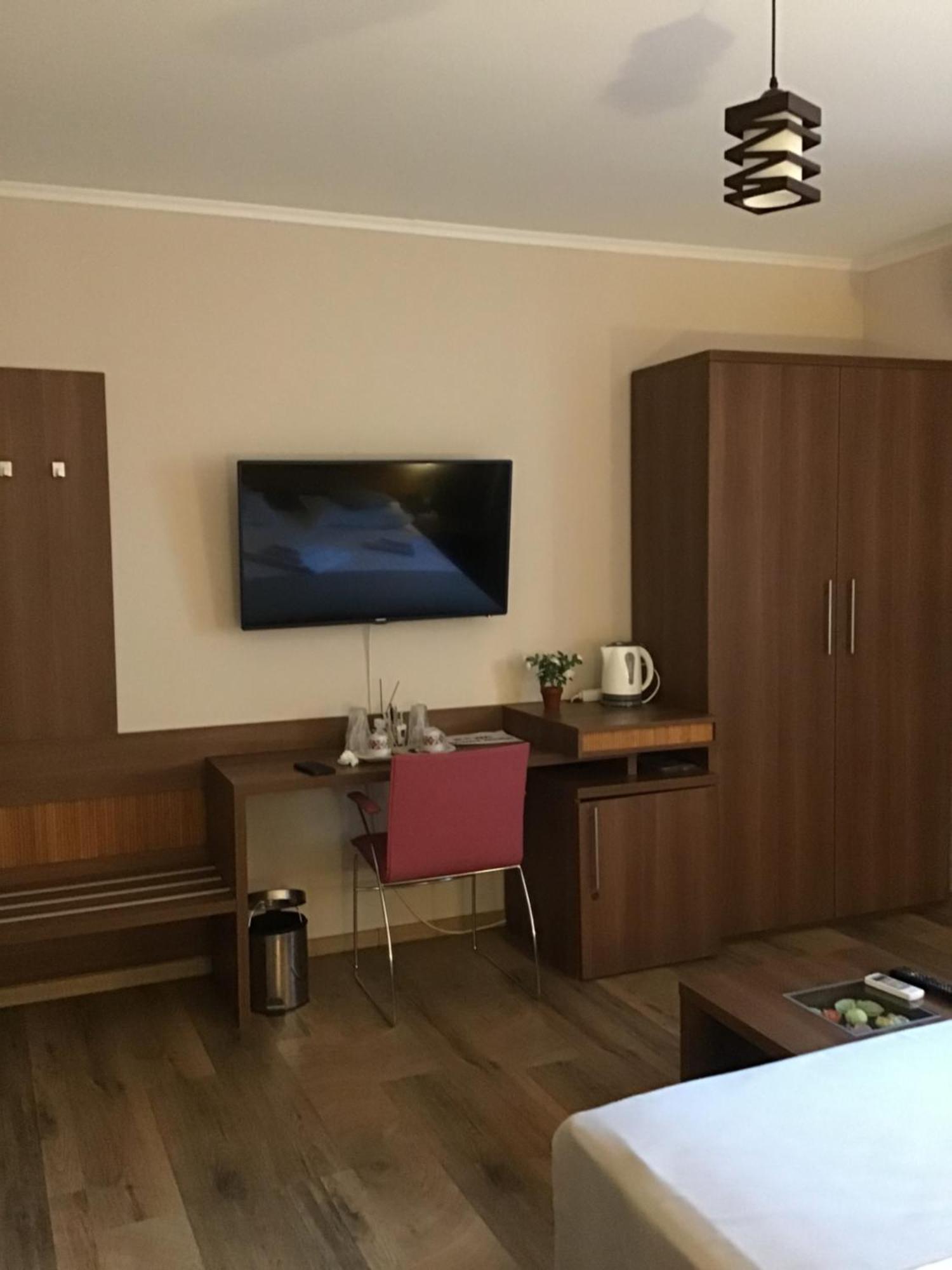 Rora Rose Hotel Bucureşti Exterior foto